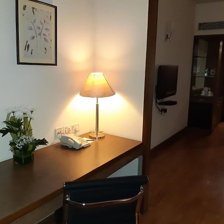 Trinity Hotel Bengaluru Extérieur photo