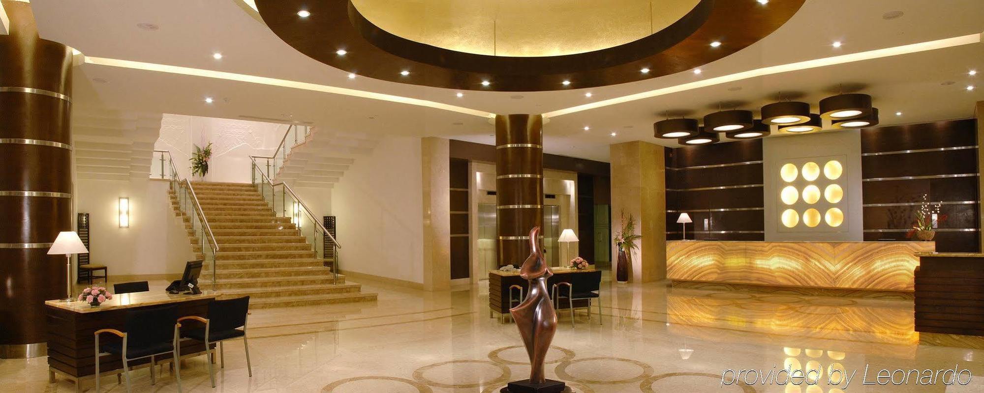 Trinity Hotel Bengaluru Extérieur photo