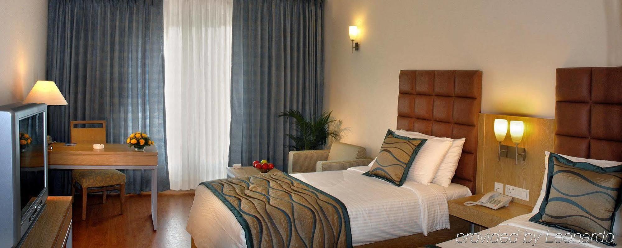 Trinity Hotel Bengaluru Extérieur photo