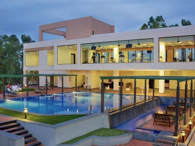 Trinity Hotel Bengaluru Extérieur photo